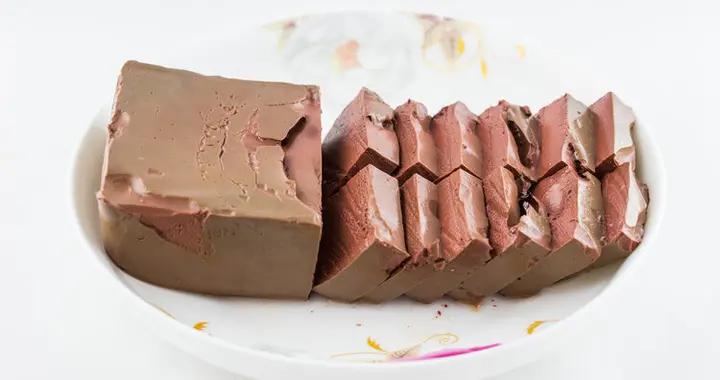 喫完豬血後大便發黑，是肺在排毒？還是胃在排毒？告訴你真相