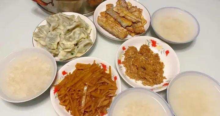 山東媳婦曬婆婆做的午餐，朋友圈火了，網友：這賣相狗看了都搖頭