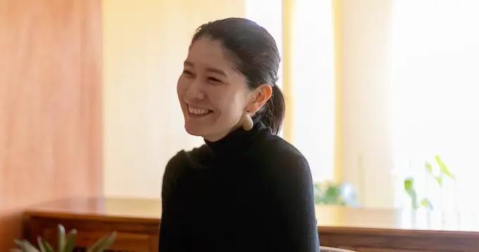 39歲姑娘買下48㎡小家，堅持每天一收拾，獨居生活過得簡單又愜意