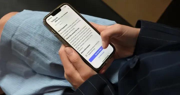 現在，輪到國外勸未成年人“放下手機”了