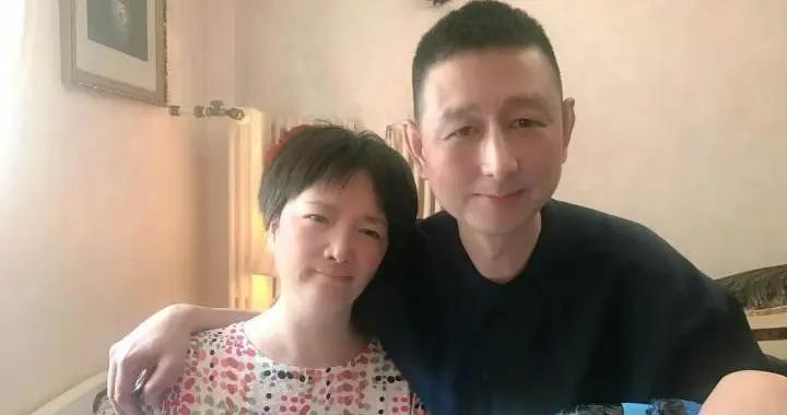 離世後，何晴最不願看到的事情還是發生了，其同學因一行爲被怒罵