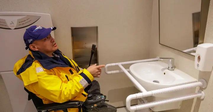 輪椅建築師用一把卷尺，爲城市無障礙補上“最後一米”的溫柔