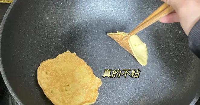 不粘鍋這麼容易掉塗層，爲什麼還有很多人買？來說說大實話