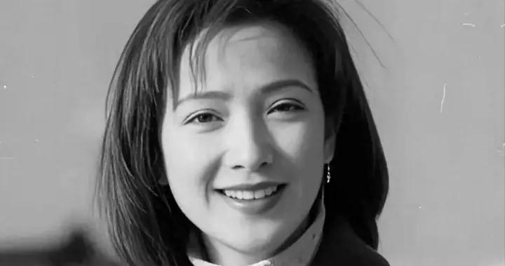 何晴家庭情況曝光：父母皆因腦溢血去世，兒子和繼母親如親母子