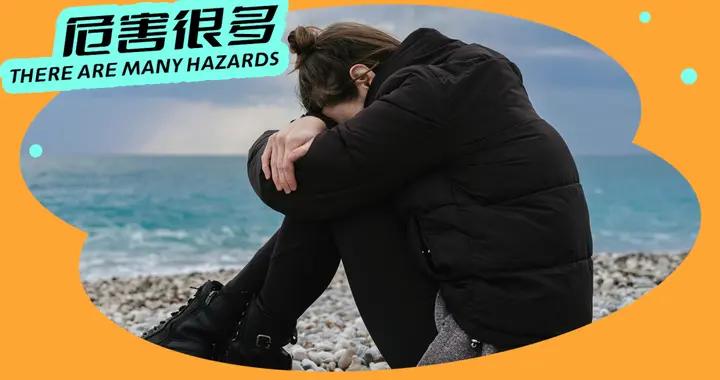 一種新型“美麗刑具”，很多女孩都愛咬牙穿