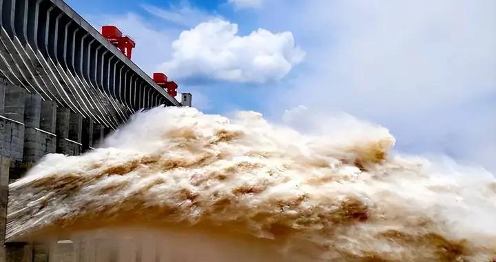 長江缺水、鄱陽湖見底！三峽水庫淤沙達20億噸，爲何不趁機清理？