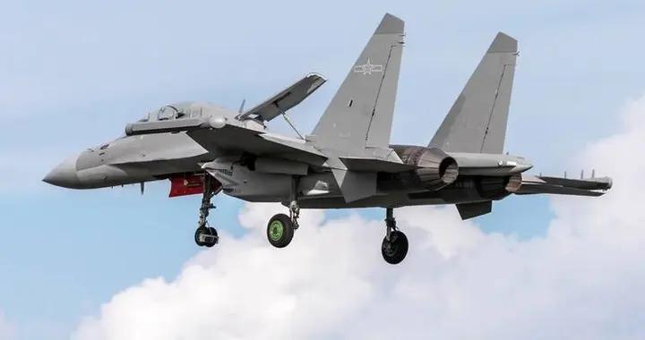 美退役軍官曾宣稱：中國殲16D電子戰機，簡直是美國海軍的噩夢！