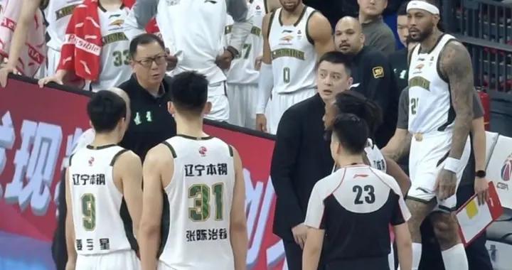 遼寧助教吳乃羣：連續三個T的判罰讓我們有點摸不着頭腦