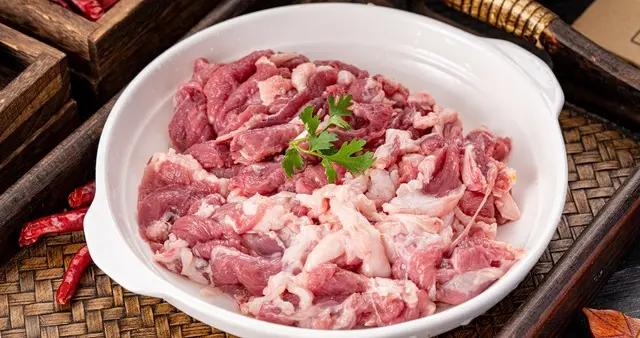 冬天進補，寧可少喫羊肉，也要多喫它，強筋壯骨營養高，別不懂喫