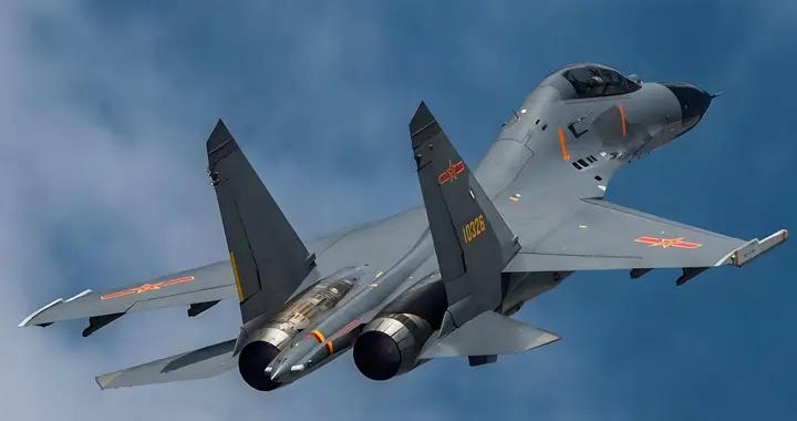 中國殲-16作戰半徑超過1800公里，相當於從北京直飛廣州的距離