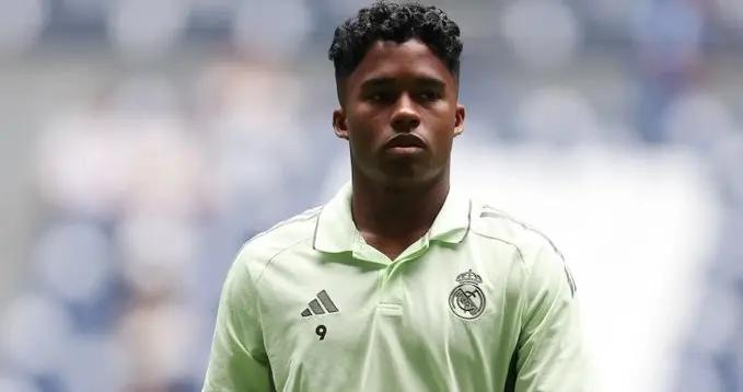 隊報：皇馬本週開始和里昂談恩德里克，主要問題是球員薪資