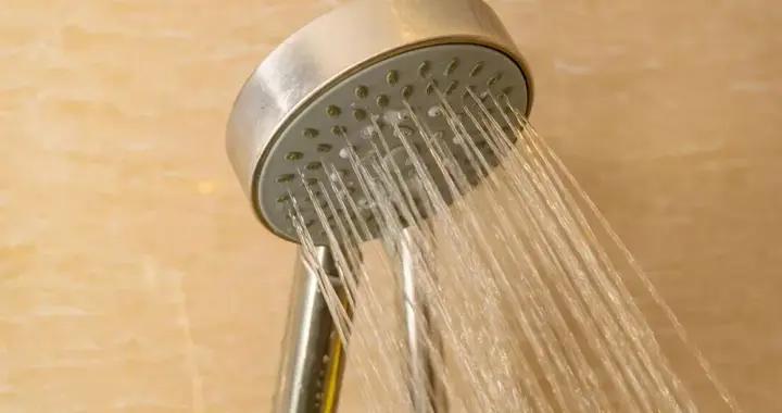 冬天到底多久洗一次澡？要不要搓泥？這幾類人真不建議常洗！