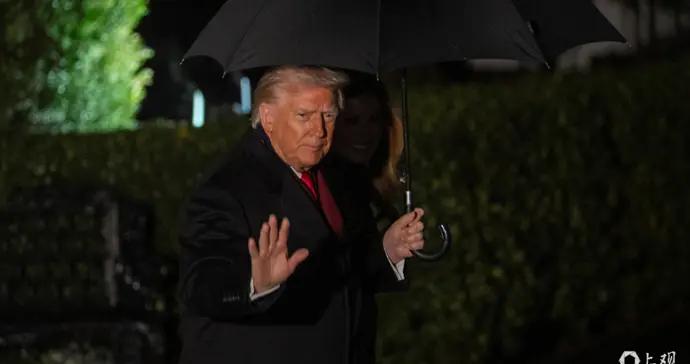 特朗普“年終總結”對自己大誇特誇，但滾動的彈幕說了真話