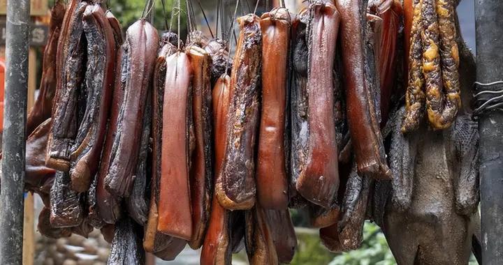 冬天，醃臘肉十斤肉放多少鹽？學會黃金比例，鹹淡適中久放不壞！