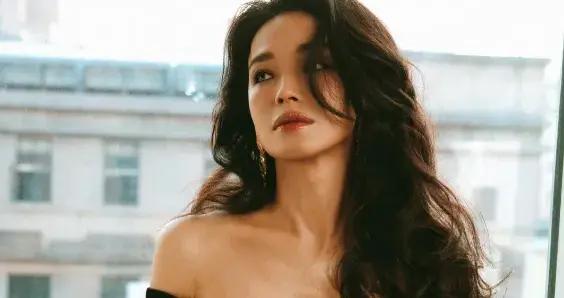 49歲舒淇承認不孕，備孕9年無果一度抑鬱，網友讓她學習陳喬恩