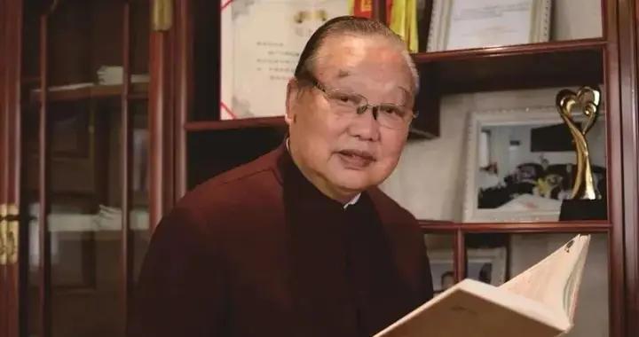 國醫大師張學文：辨治慢性胃炎經驗