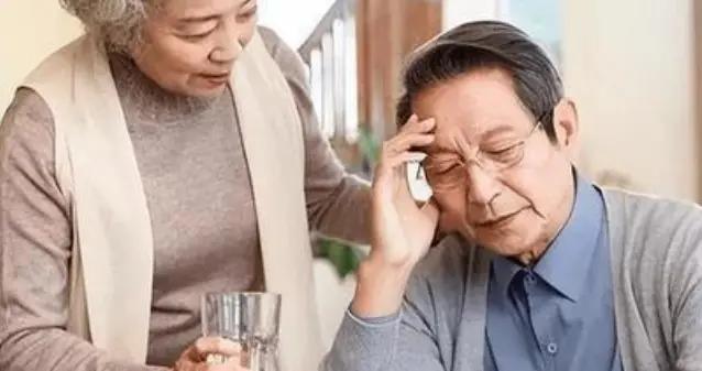 老年病治療如何選：中醫整體觀與西醫還原論的思辨