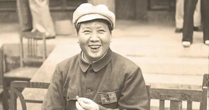 紀念毛澤東同志誕辰132週年：他的詩詞裏藏着最硬的成長力量！