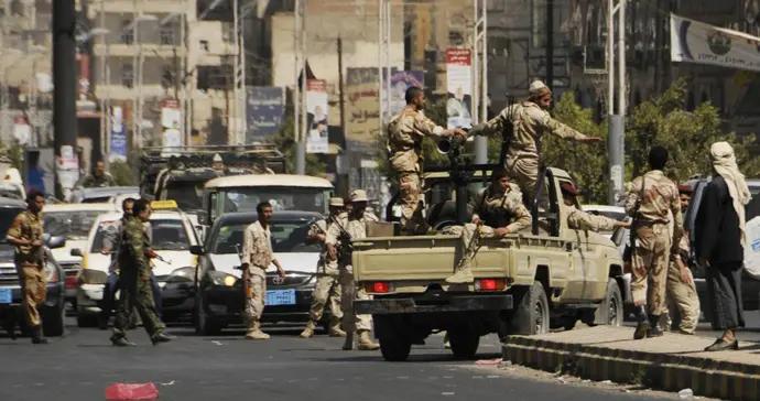 支持態度由暗轉明！沙特對也門一地方武裝發動空襲