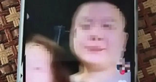 哄騙兩名未成年子女喝農藥致二人死亡，嚴重違揹人倫底線，罪行極其嚴重！劉仲傑被判死刑