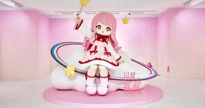 和“暖媽”們的300多件作品一起， “暖暖”辦了一場藝術展