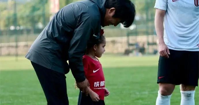 羅慕洛告別徐正源：你是榜樣和後盾，是朋友，是導師，是父親