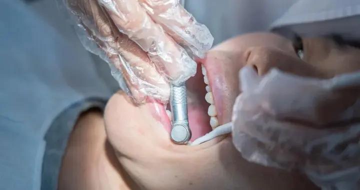 人是在一瞬間變老的！變老的明顯跡象，從這裏開始