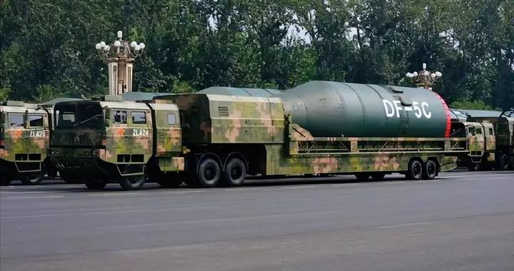 東風-5C試射10枚彈頭，中國壓箱底的核王牌到底有多硬核？