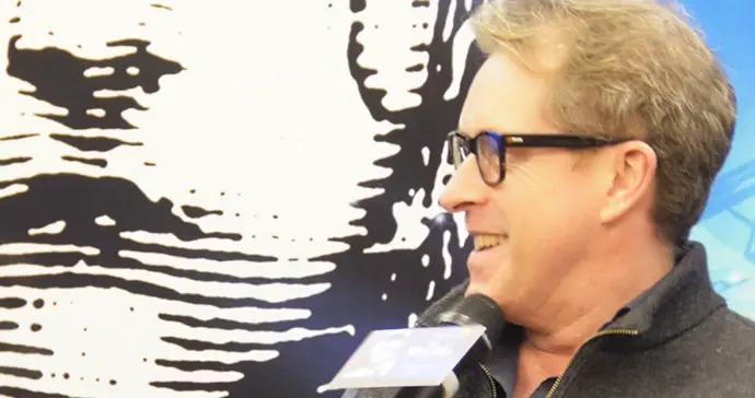 “主教大人”超寵粉！“木匠叔”笑對暱稱：“比我的朋友‘拉麪’好！”