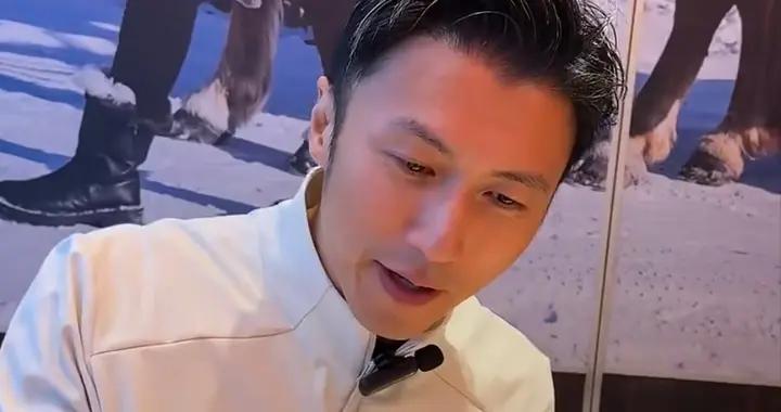 謝霆鋒東北喫大鵝，滿頭白髮臉不垮，說鍋包肉像肉排、鵝脖子最嫩