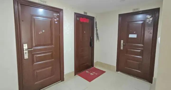 成都27歲女子家門口被捅10刀身亡，兇手一審被判死緩，成都中院發佈說明