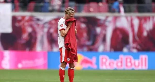 德媒：萊比錫35歲老將坎普爾將退役，本賽季僅出場3分鐘