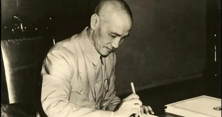 中印戰爭打響，美上將勸蔣介石趁機反攻，蔣的一番話令他坐立不安