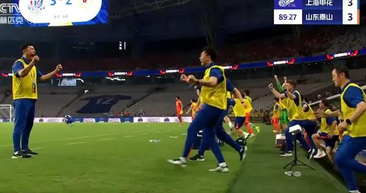 足球報：韓鵬沒有職業級教練證書，泰山需找一個名義上的主帥