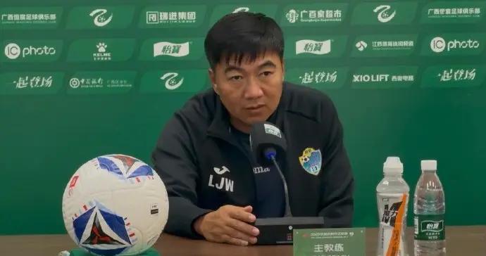 劉俊威：得有10家左右喊出衝超，但到最後是什麼樣誰也不好說