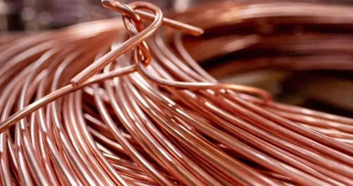 銅價暴漲背後是美國囤貨70%！我國三招破局，全球市場迎來大洗牌