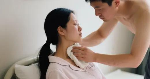 孕期腿部浮腫，是否暗示血糖異常？警惕這3種症狀，防止急症發生