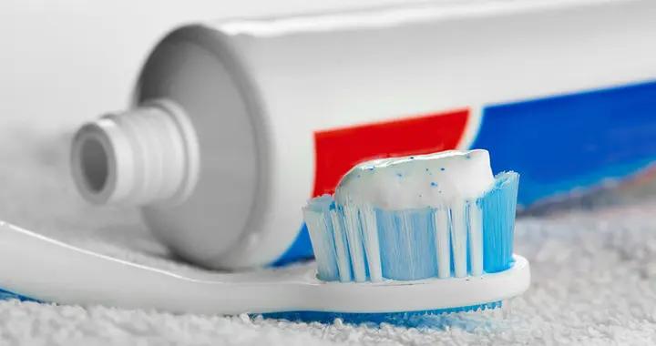 含有這種成分的牙膏，用了就可能會傷害口腔！99% 的人不知道