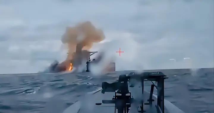 烏軍千里奔襲地中海，精準炸燬俄羅斯“影子艦隊”核心目標！