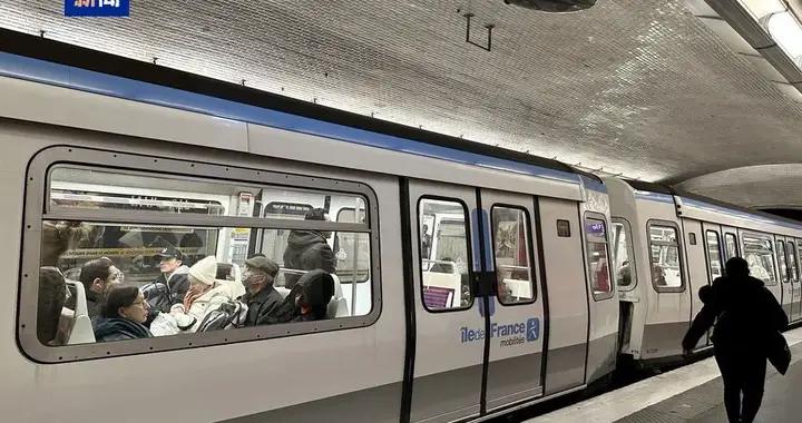 巴黎地鐵發生持刀襲擊事件