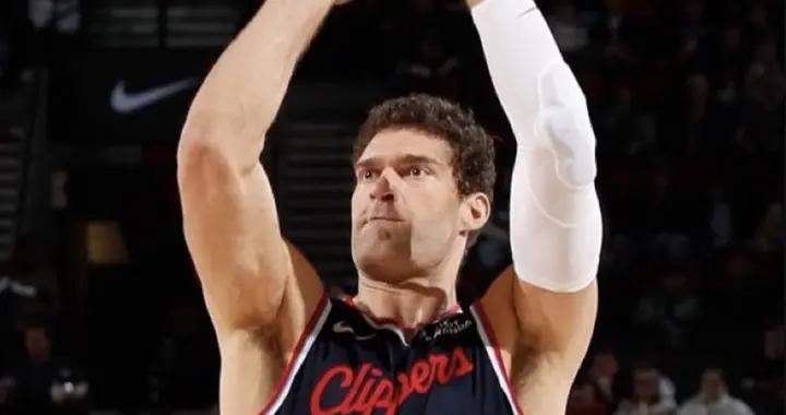 37歲單場9記三分，洛佩茲成詹姆斯、庫裏後NBA歷史第三人