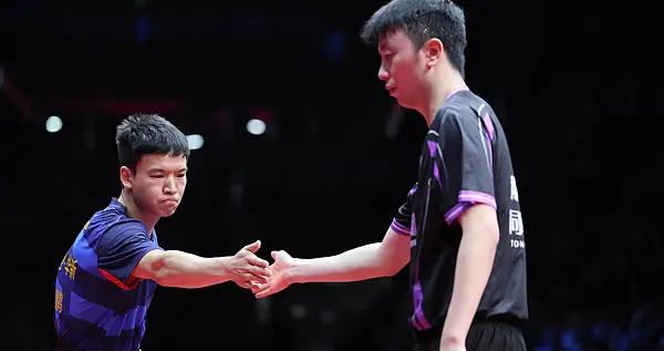 乒超總決賽｜林詩棟休戰，林高遠獨木難支，這場半決賽由兩位國乒小將左右局勢