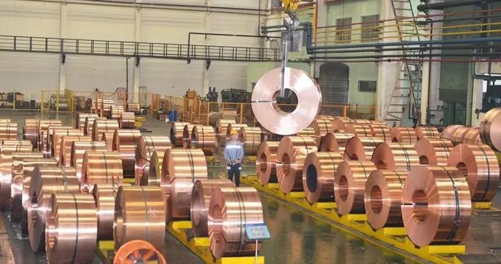 玩火自焚！美囤銅想卡脖，不料鋁價狂飆，中國坐莊，他們急着求饒