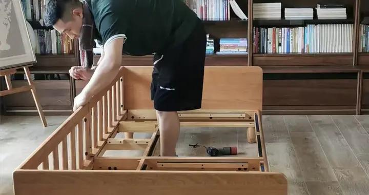 現如今實木傢俱，最火的是哪6種木材？今天一次性把優缺點全說了