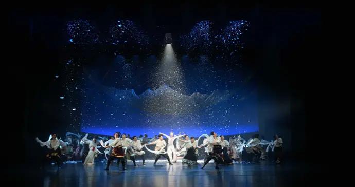 上海援青：大型原創舞劇《雪山大地》北京上演