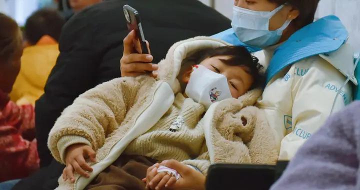 青春的娃態度不好、脾氣差，家長不必發火，做好兩次低頭教育就行