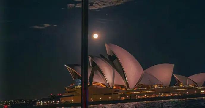 一箇中國人在悉尼開出租車，會遇到怎樣的人怎樣的事？